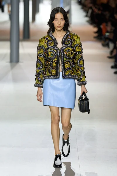 Look 35